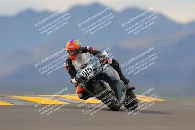 media/Sep-11-2022-SoCal Trackdays (Sun) [[81b7e951af]]/Turn 9 (930am)/